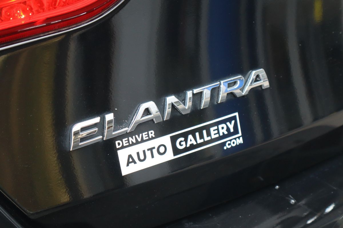 2016 Hyundai ELANTRA GT 