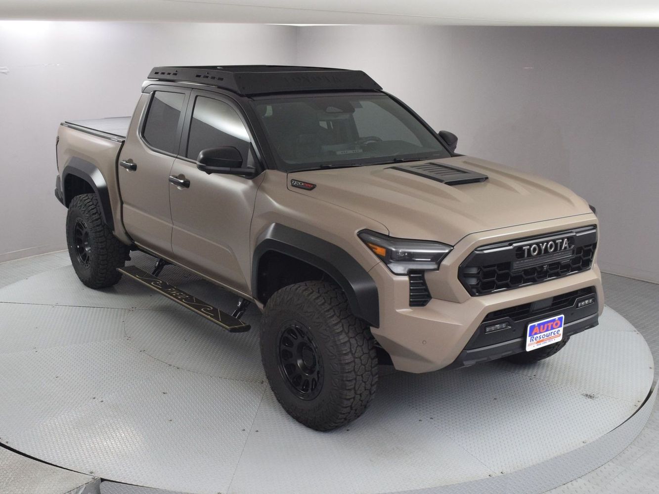 2025 Toyota Tacoma TRD Pro 4x4 Double Cab photo 2