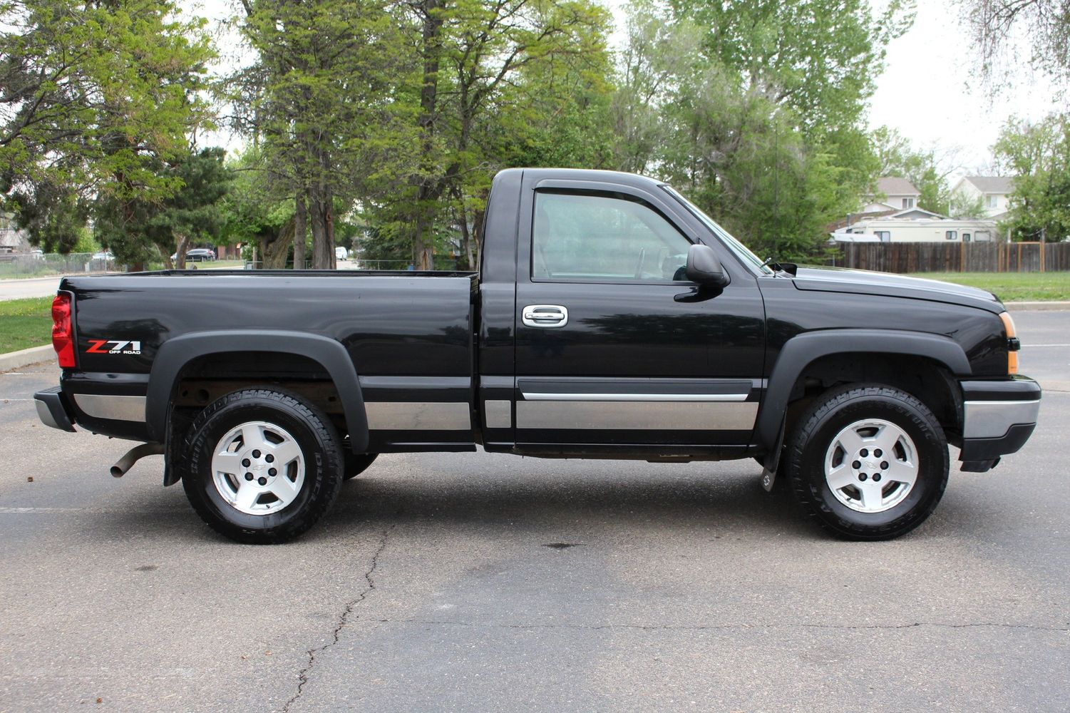 2006 Chevrolet Silverado 1500 Z71 | Victory Motors of Colorado