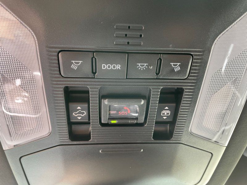 2023 Toyota RAV4 XSE - Photo 23