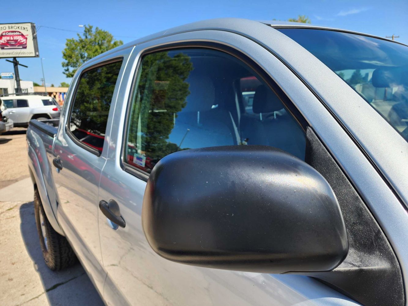 2005 Toyota Tacoma Base photo 14