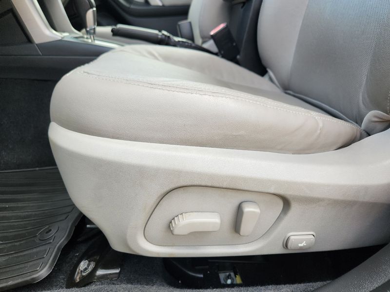 2016 Subaru Forester 2.5i Limited photo 22