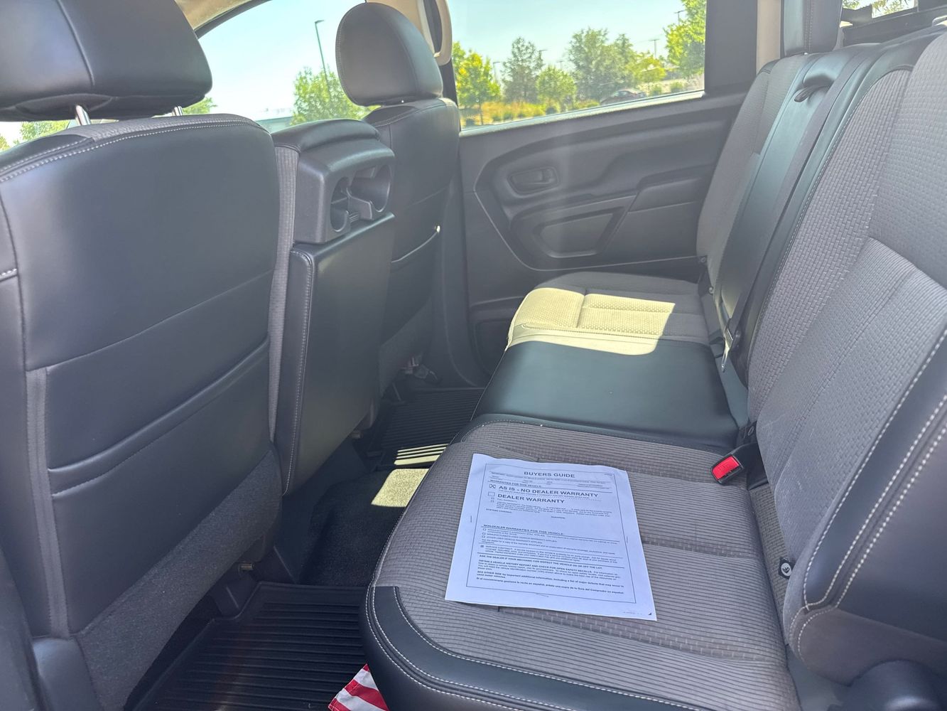 2017 Nissan Titan S photo 18