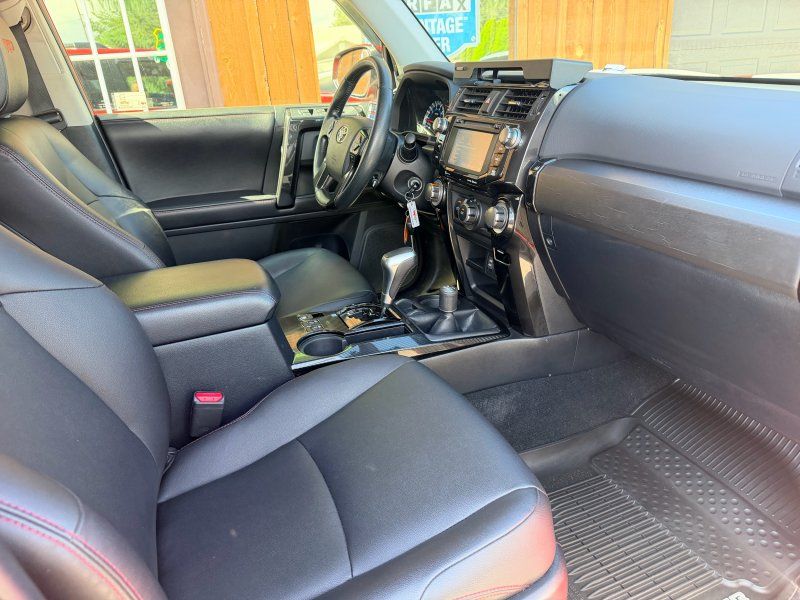 2017 Toyota 4Runner TRD Pro - Photo 13