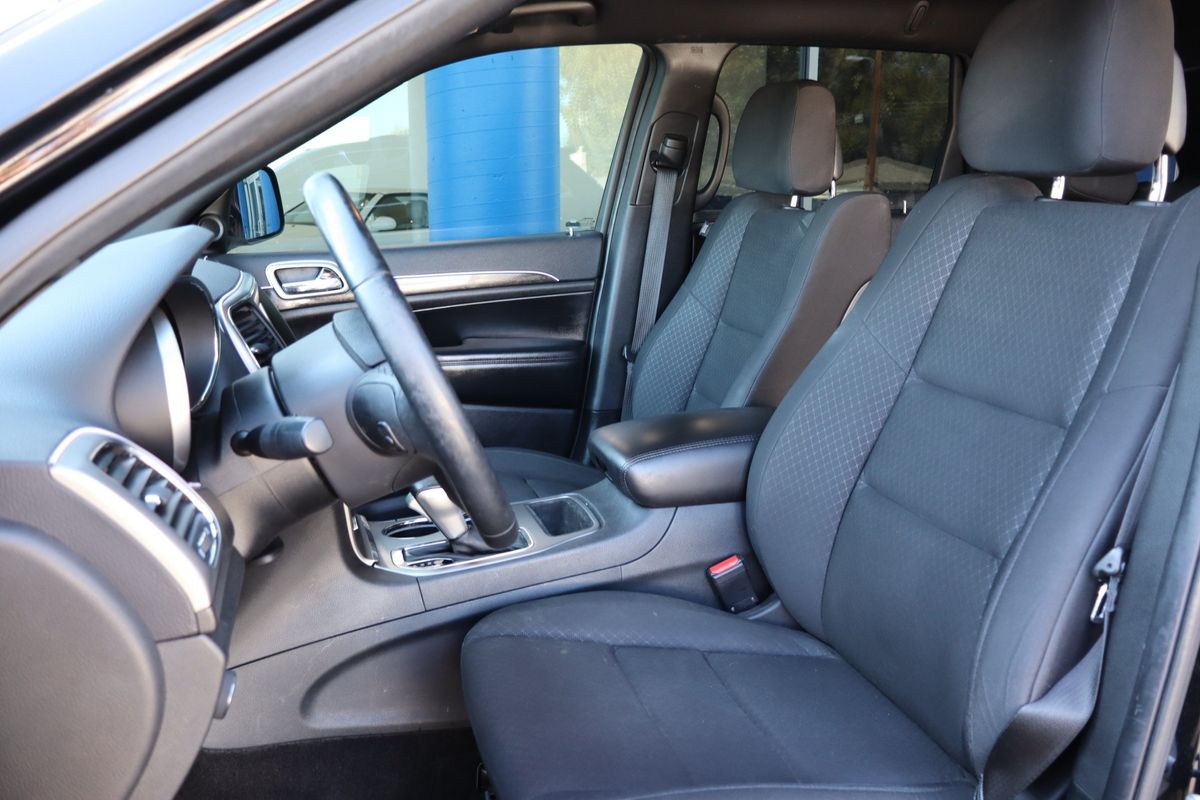 2018 Jeep Grand Cherokee Laredo E 4x4