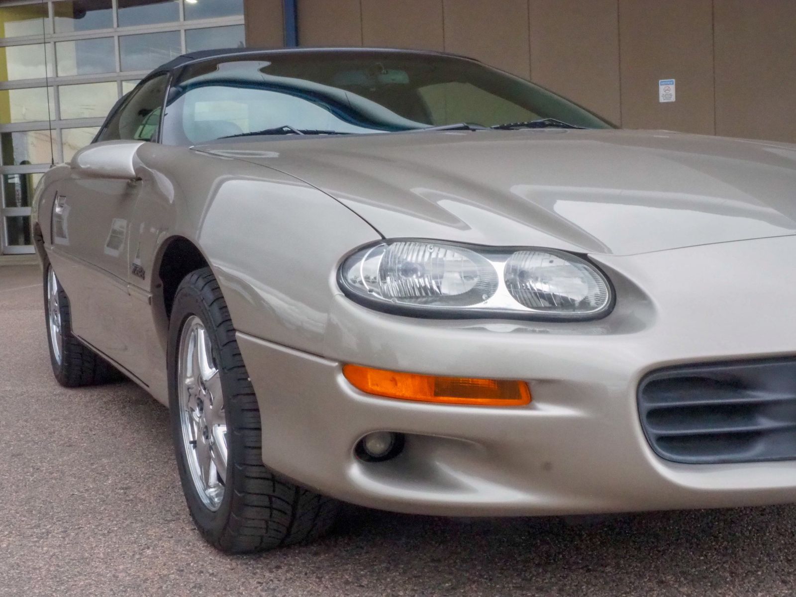 1999 Chevrolet Camaro 16