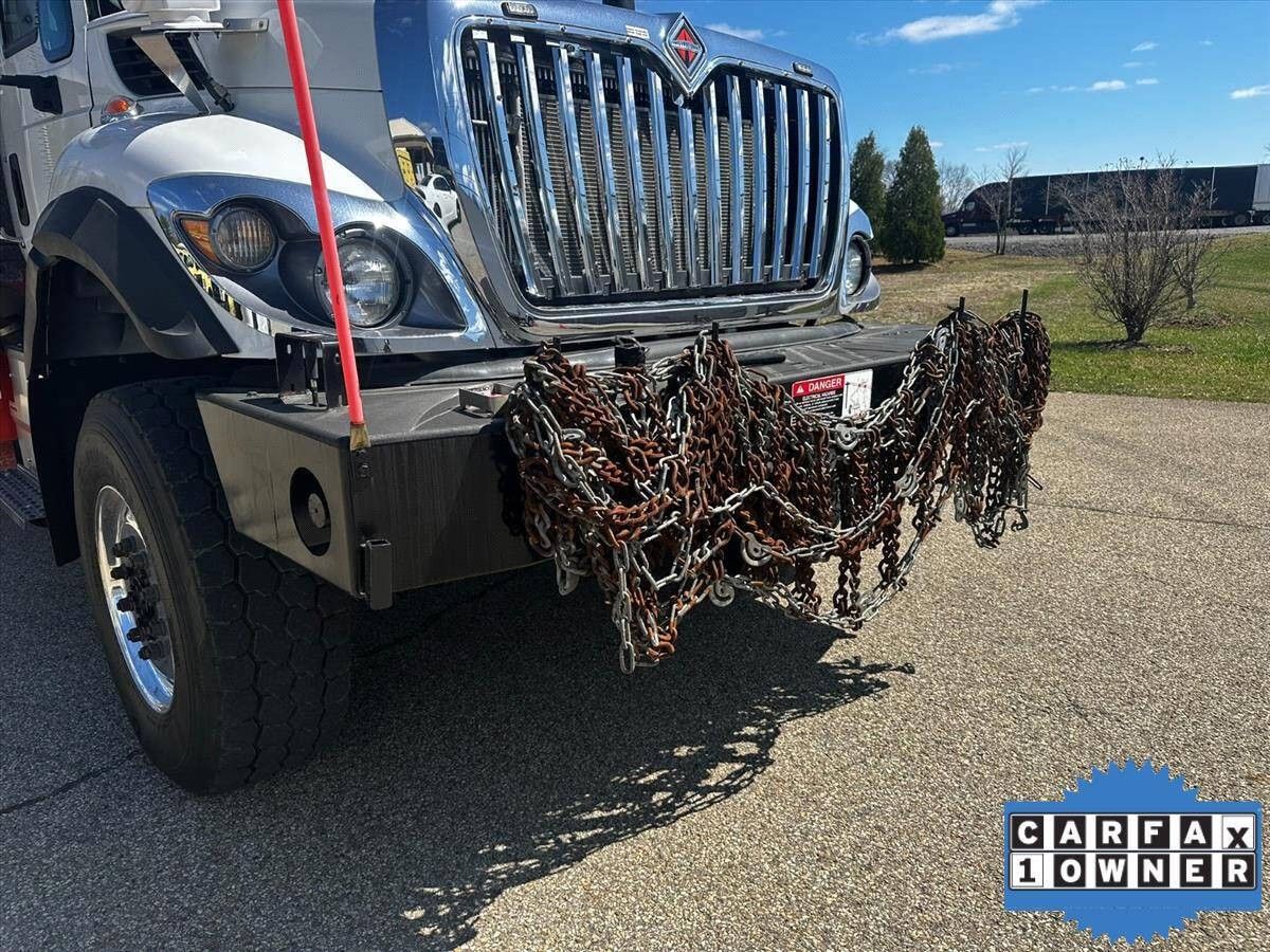 2017 International WorkStar 7500 21