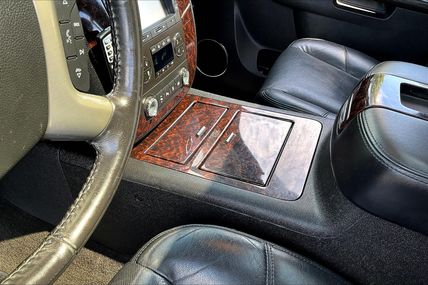 2011 Gmc Sierra Denali photo 14