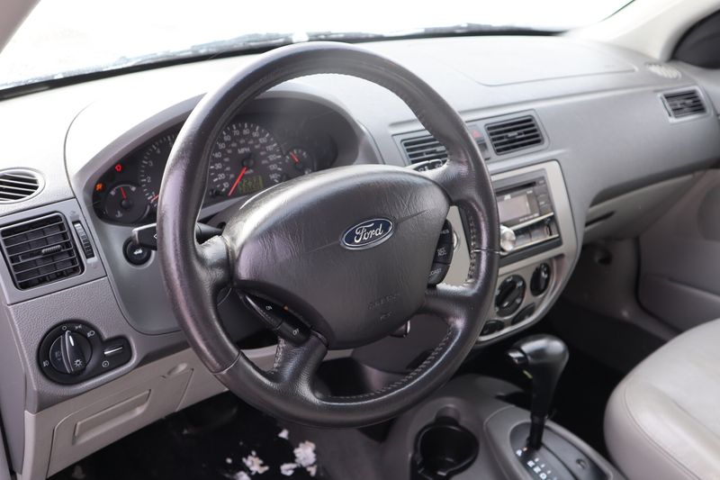 2005 Ford Focus ZXW SE | Victory Motors of Colorado