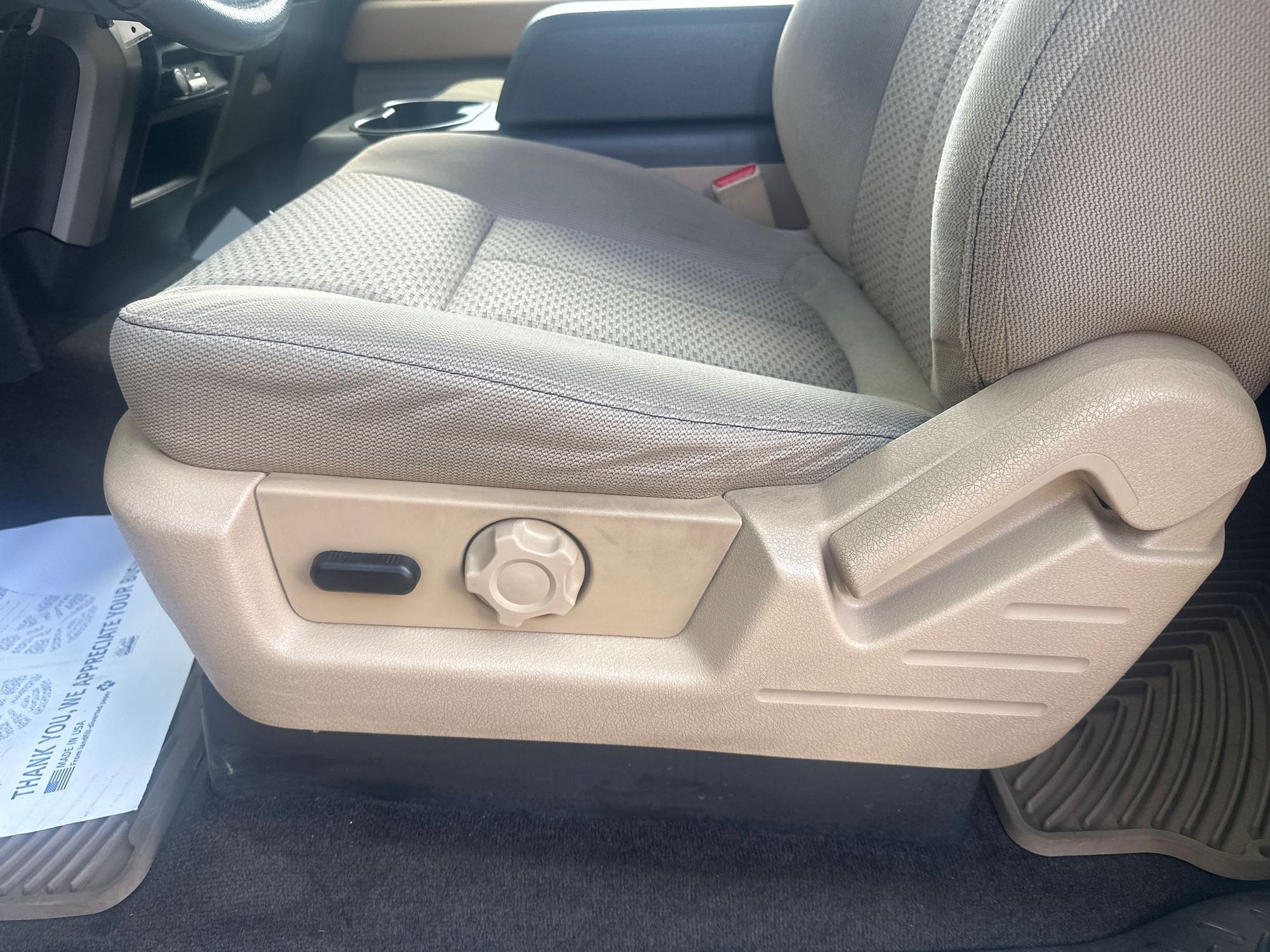 2012 Ford F-150 XLT photo 18