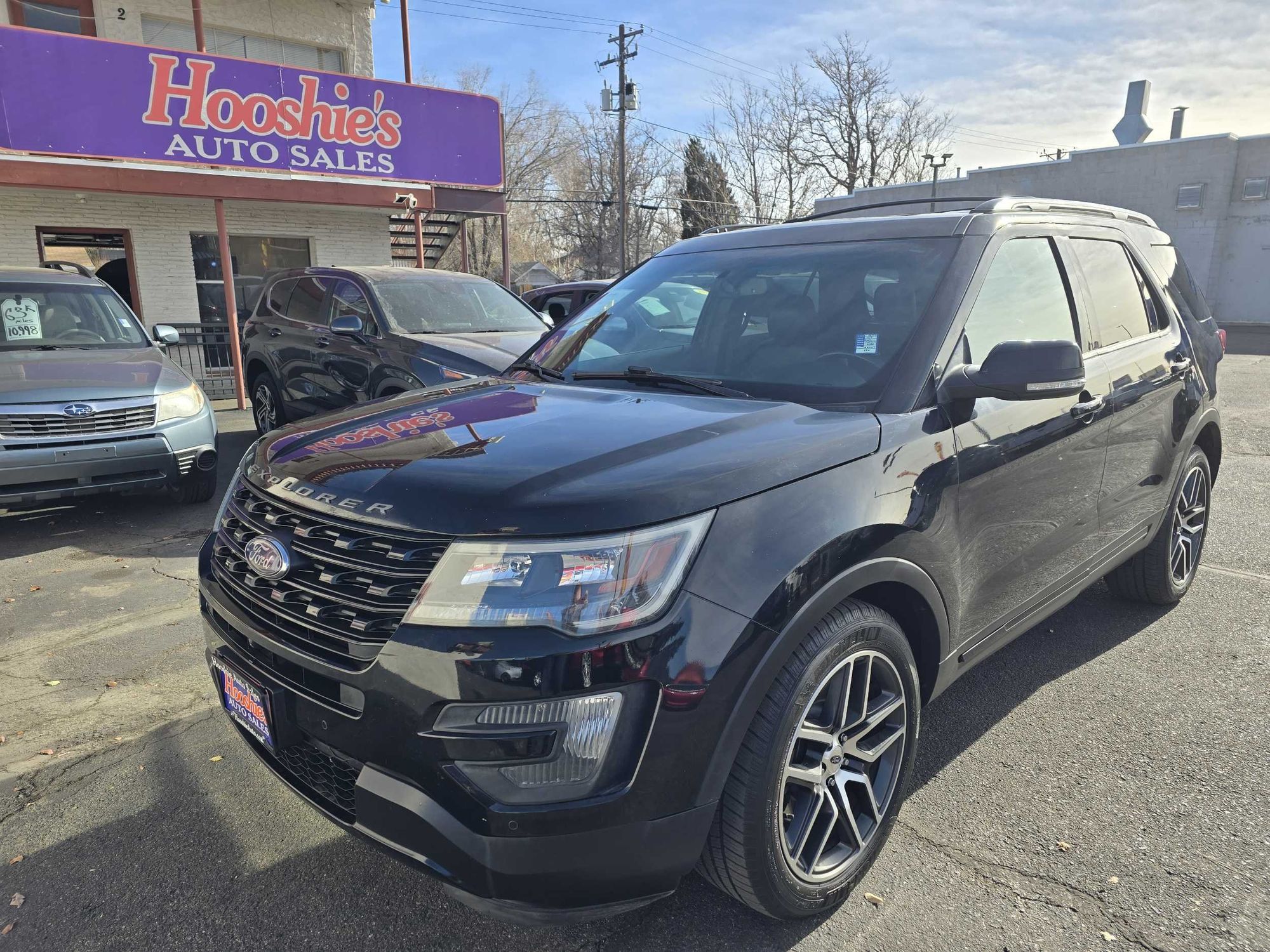 2016 Ford Explorer Sport photo 2