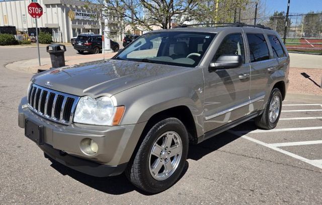 Brown (Beige) 2005 Jeep Grand Cherokee Limited 4WD SUV / Crossover Four-Wheel Drive 5-Speed Automatic