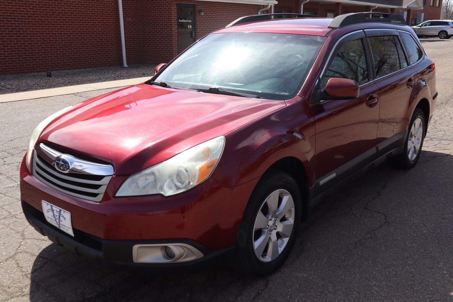 2011 Subaru Outback 2.5i Premium Victory Motors of Colorado