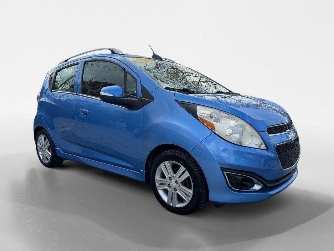 2015 Chevrolet Spark LT photo 7