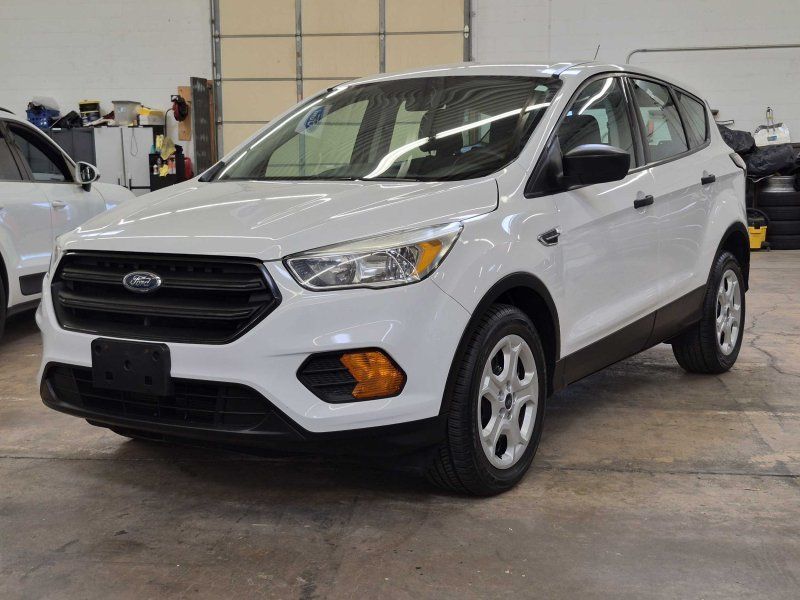 2017 Ford Escape S's photo