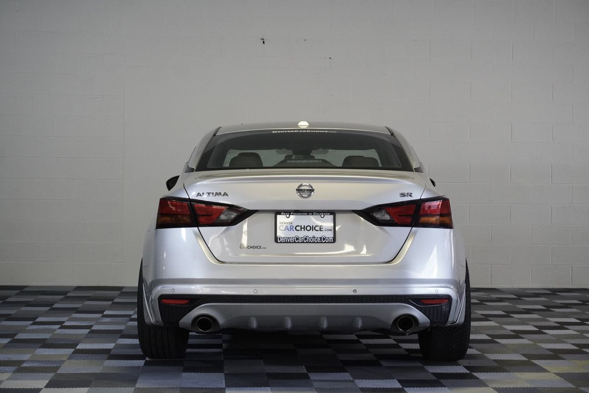 2020 Nissan Altima SR FWD