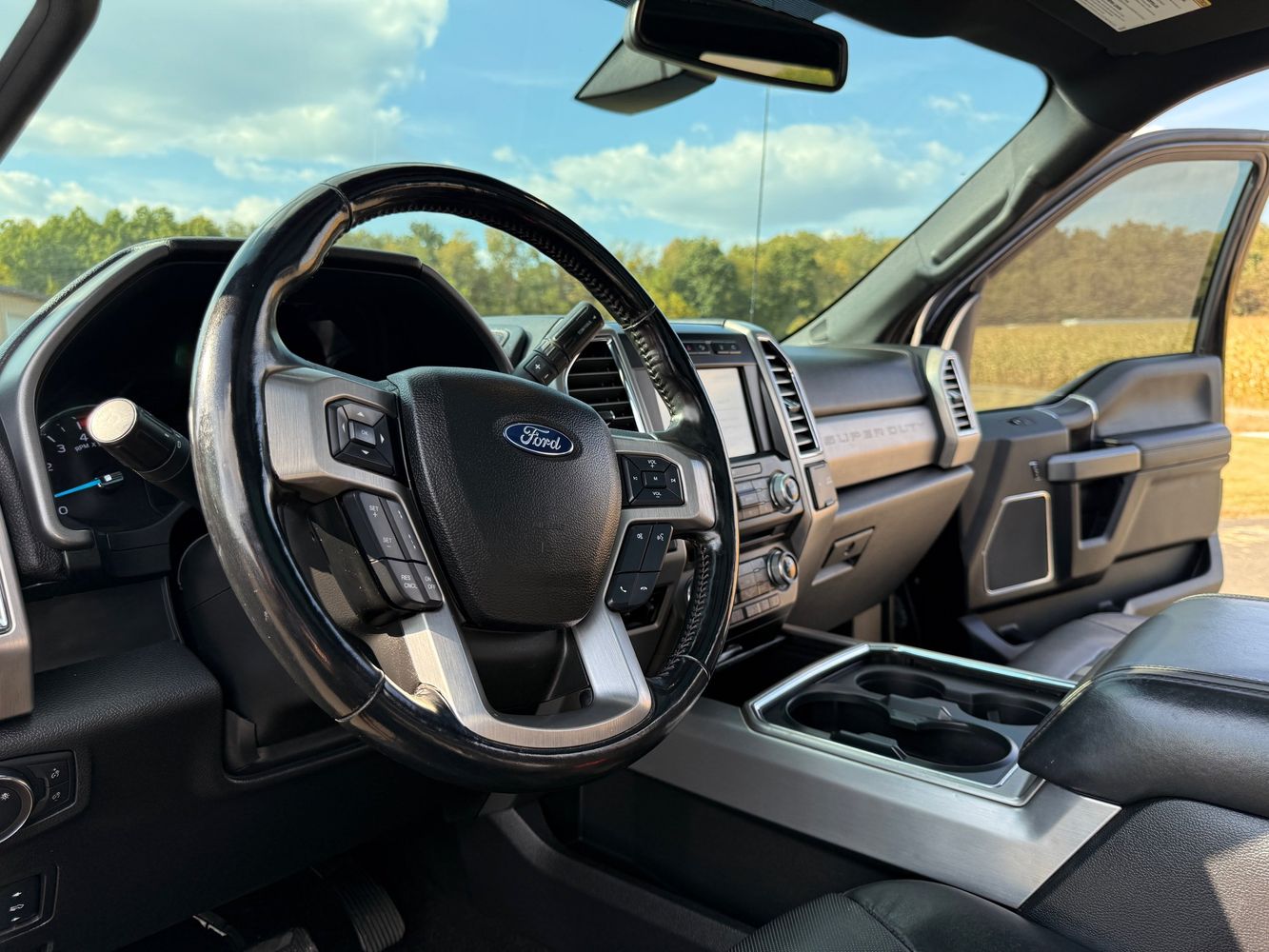2018 Ford F-350 Platinum photo 27