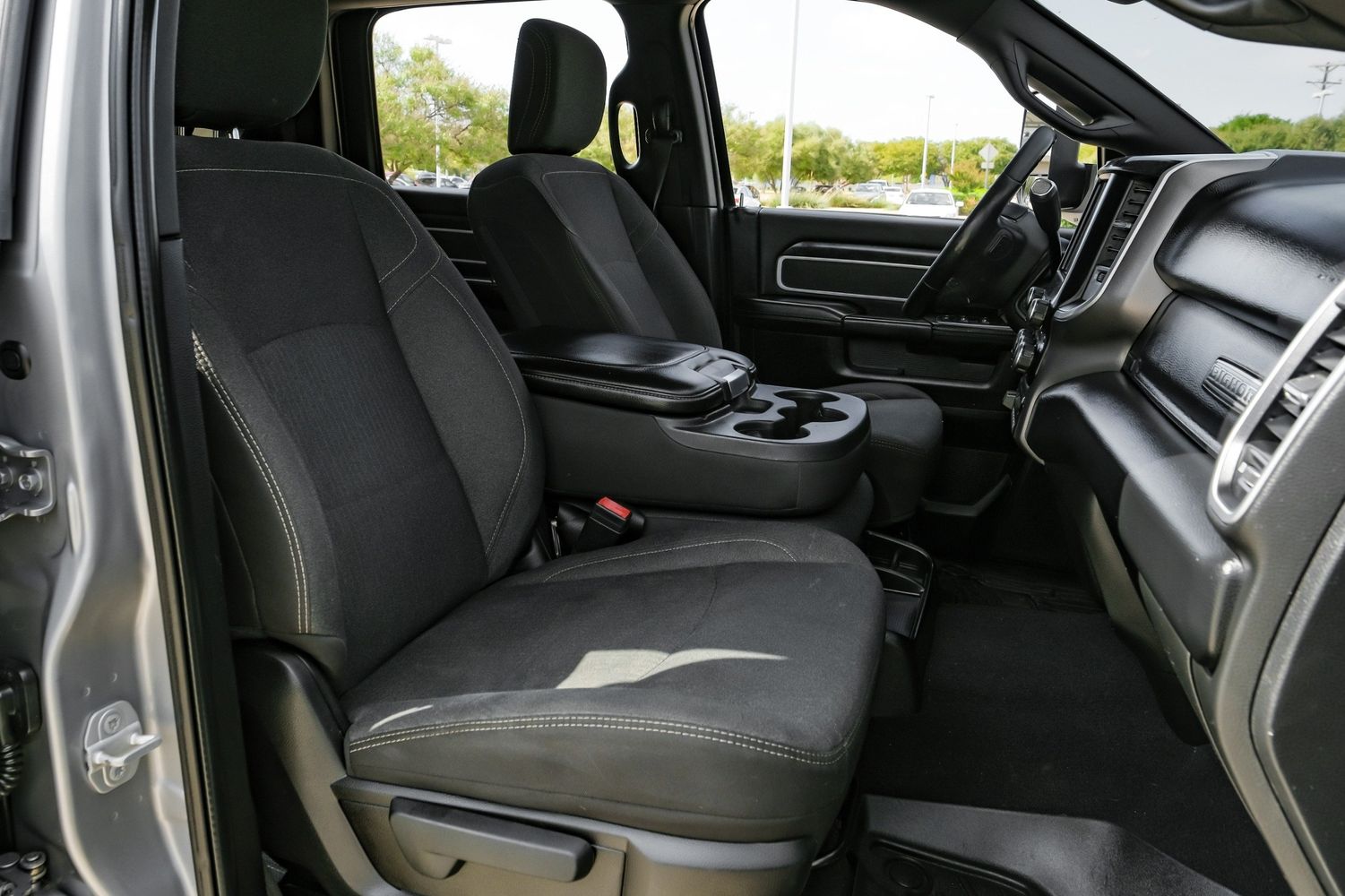 2019 Ram 3500 Big Horn photo 28