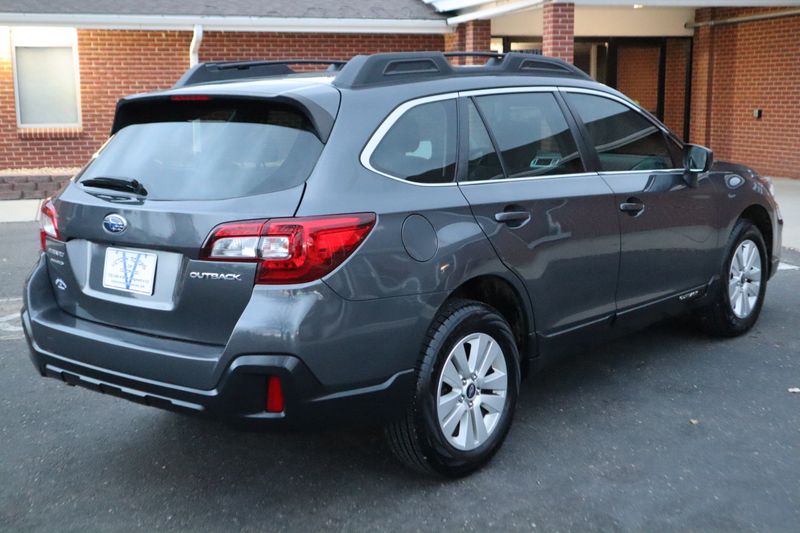 2018 Subaru Outback 2.5i | Victory Motors of Colorado