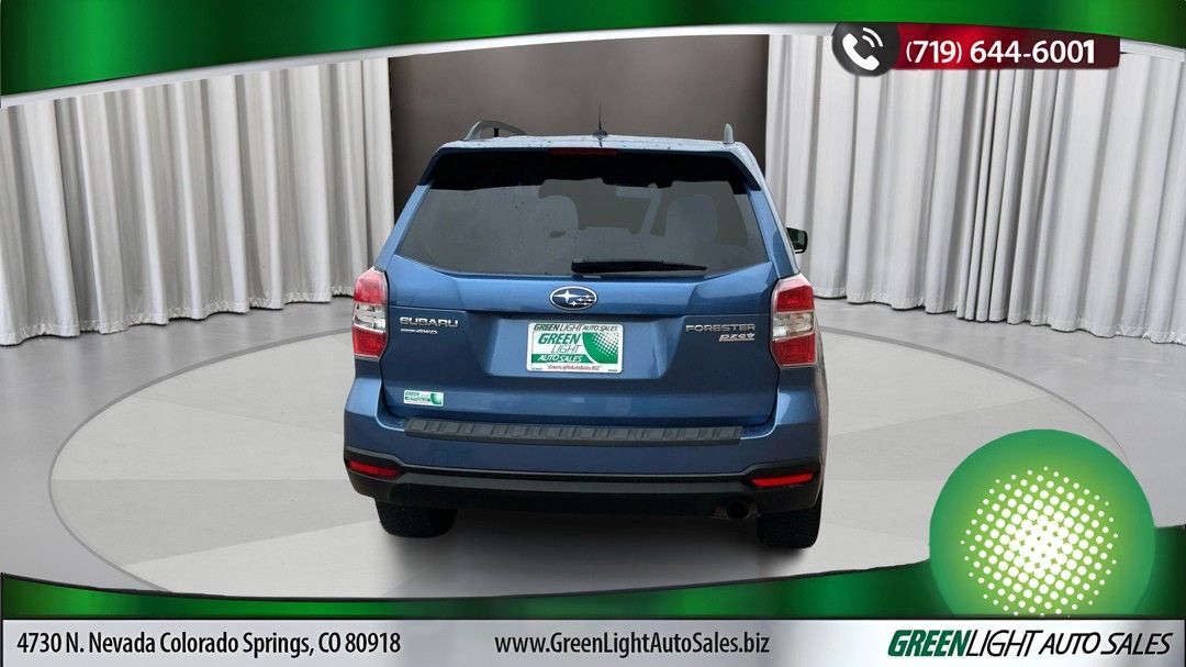 2015 Subaru Forester 2.5i Touring photo 4