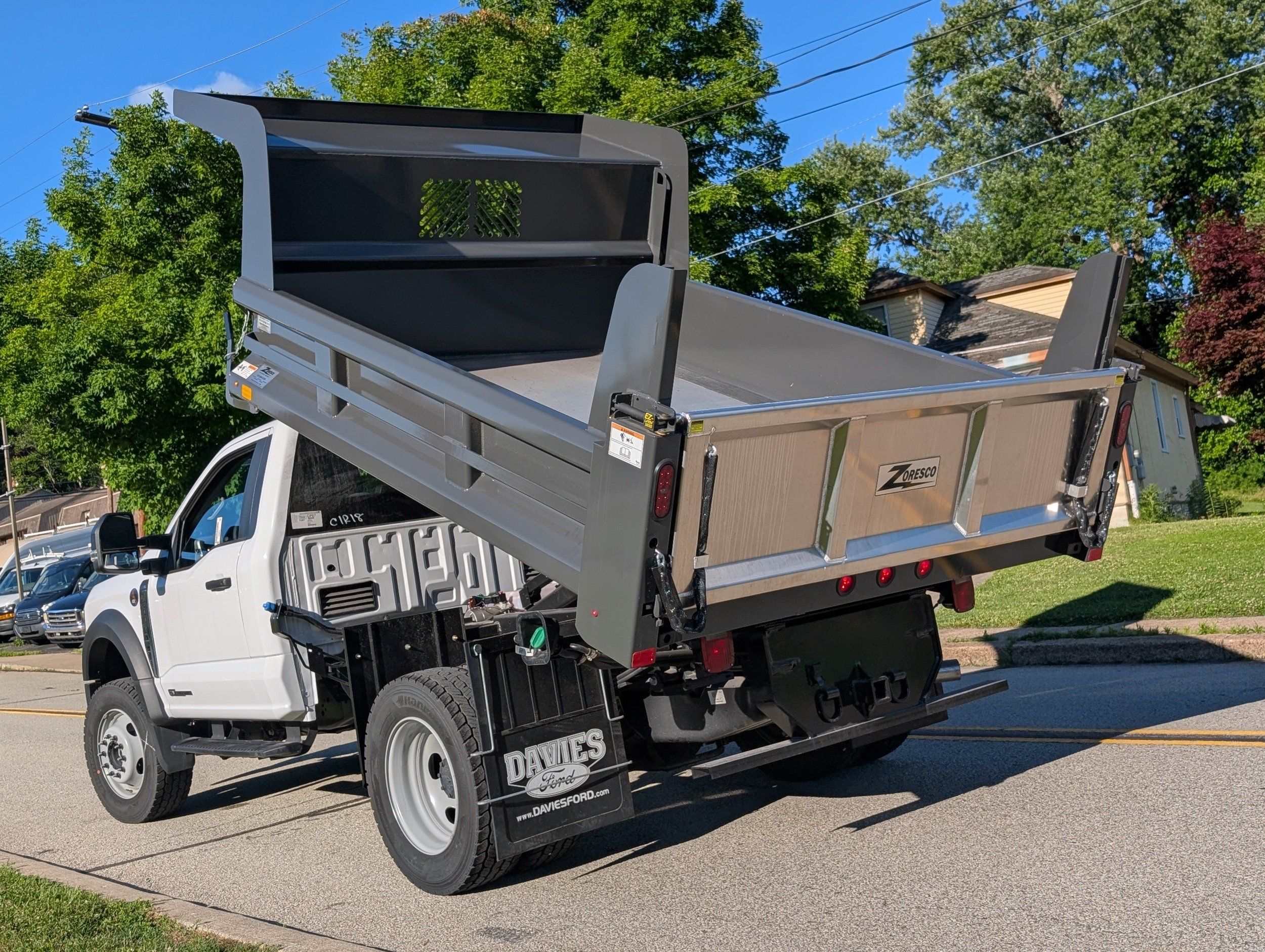 2025 Ford F-600 Super Duty Chassis Cab XL - Photo 80