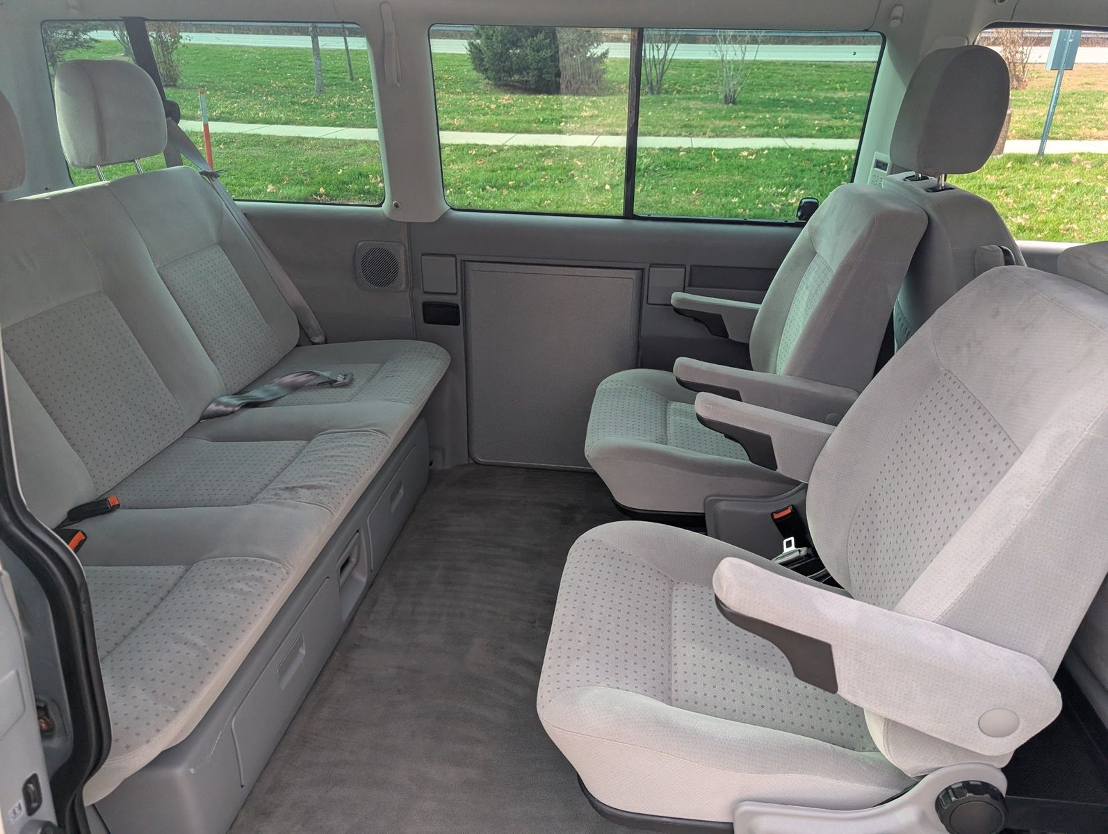 2003 Volkswagen EuroVan 161