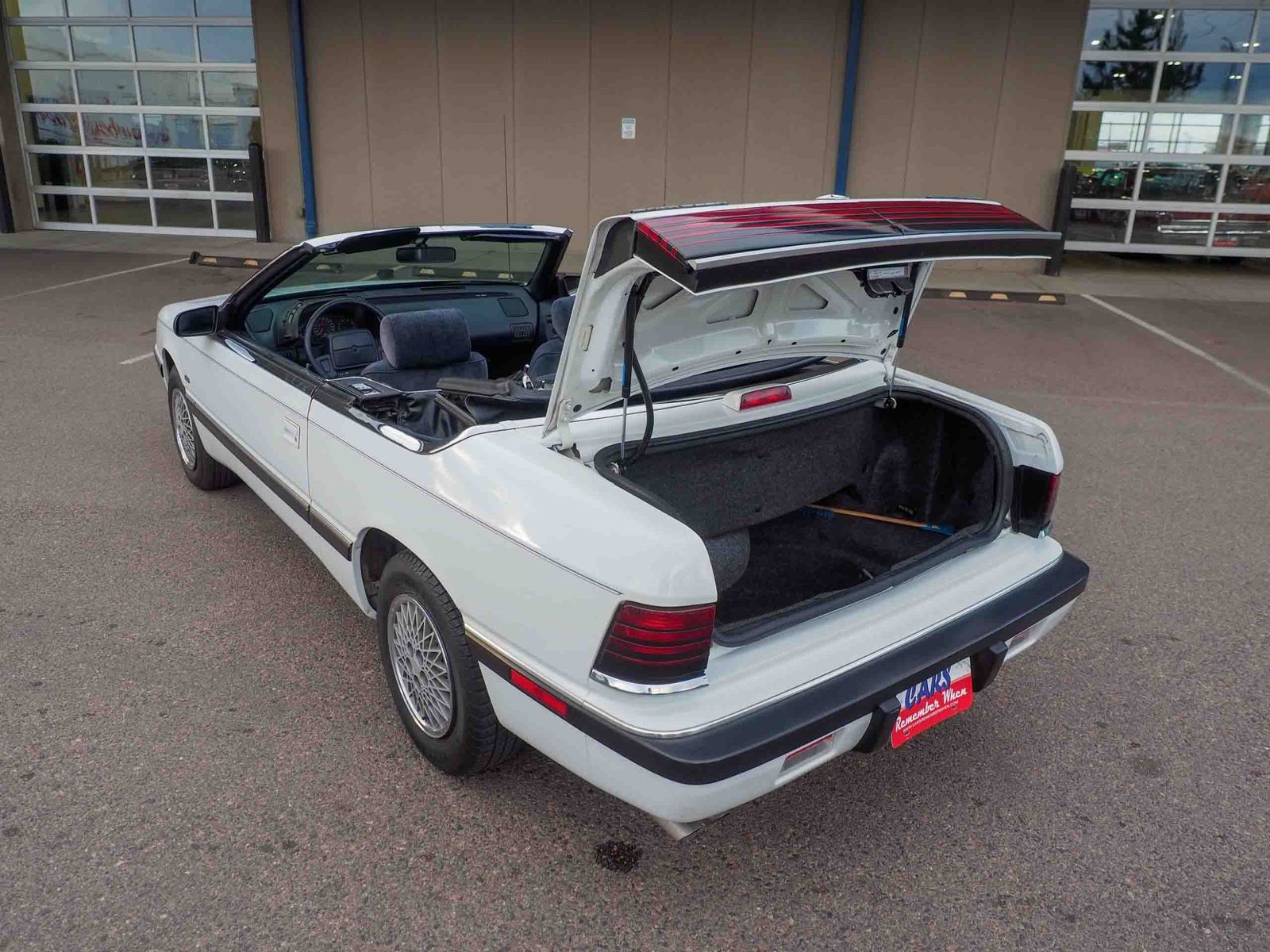 1990 Chrysler Le Baron 70