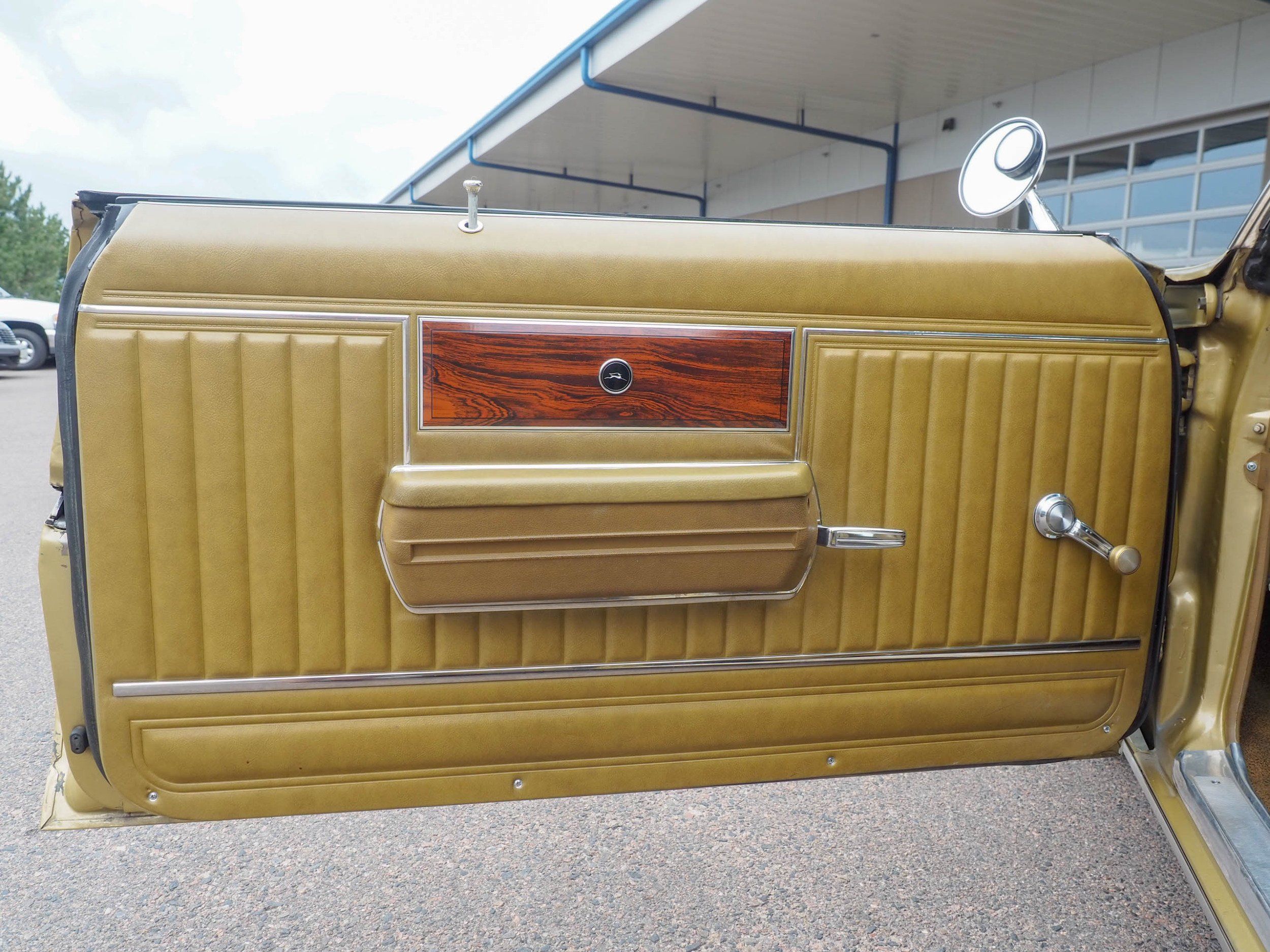 1969 Chevrolet Impala Gold 350