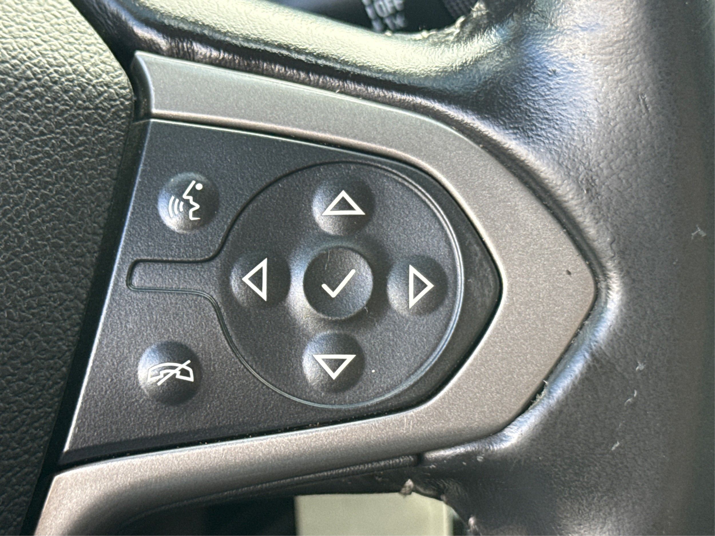 2018 Chevrolet Colorado Z71 photo 32