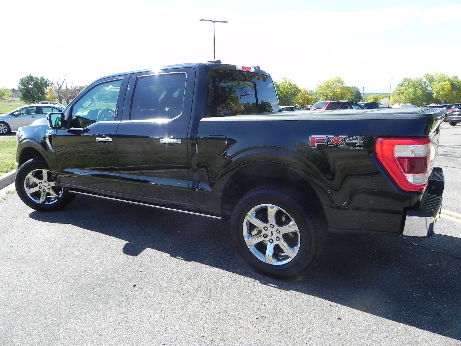 2021 Ford F-150 Lariat photo 2