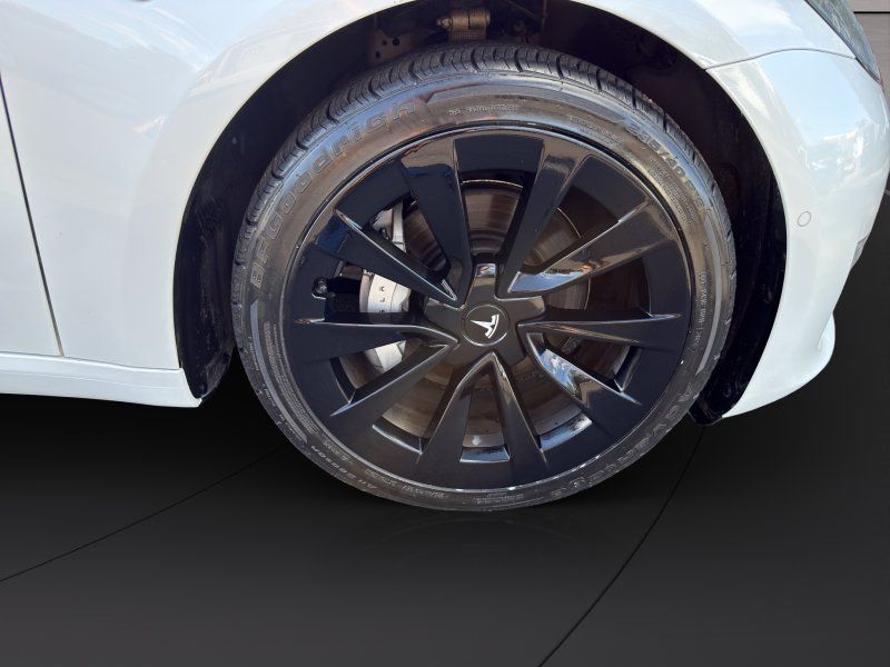 2021 Tesla Model 3 Long Range photo 19