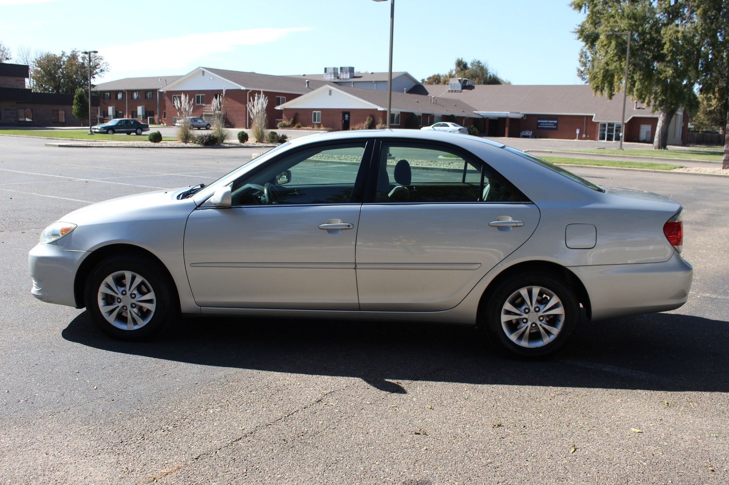 2005 Toyota Camry LE V6 | Victory Motors of Colorado