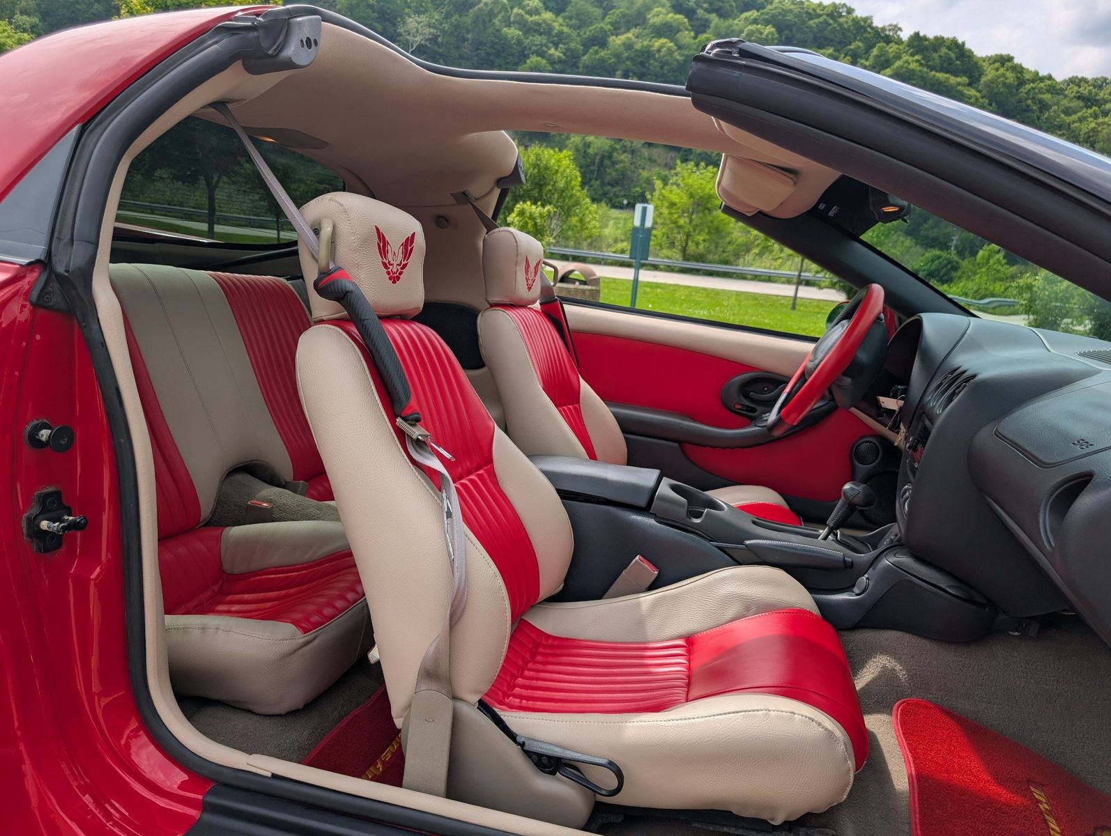 1999 Pontiac Firebird 173