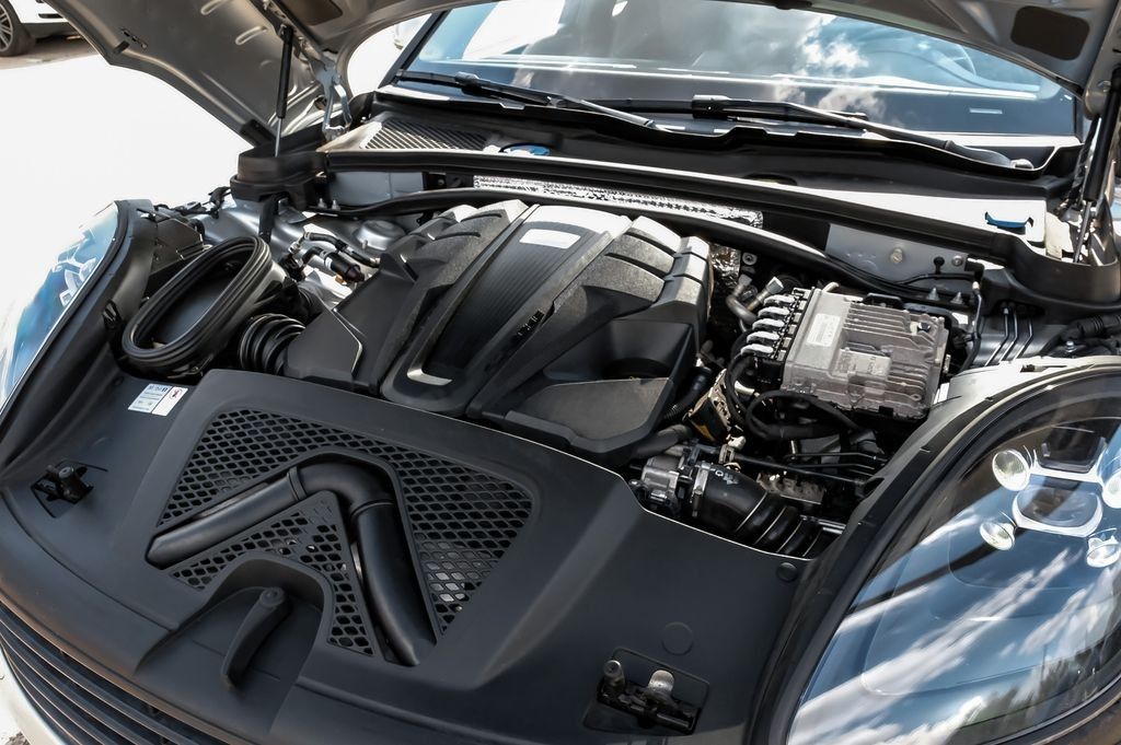 2021 Porsche Macan S - Photo 56