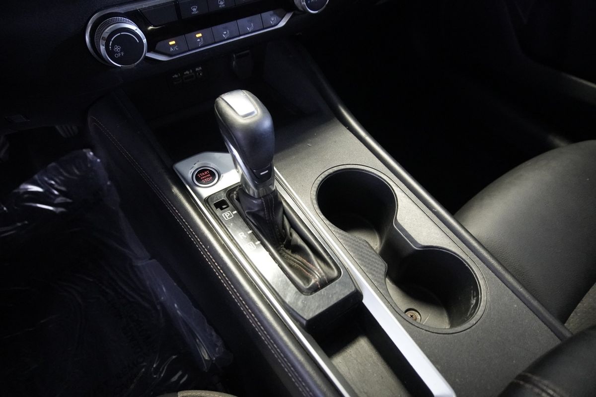 2020 Nissan Altima SR FWD