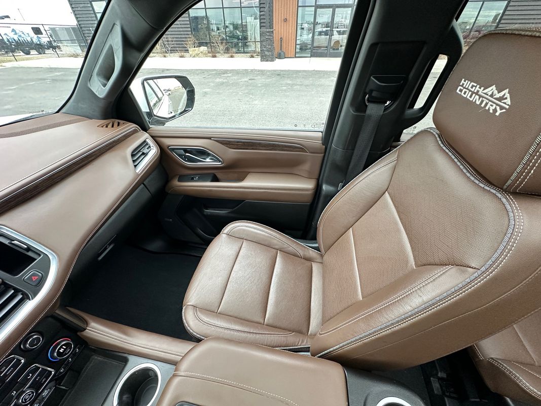 2021 Chevrolet Suburban High Country - Photo 20
