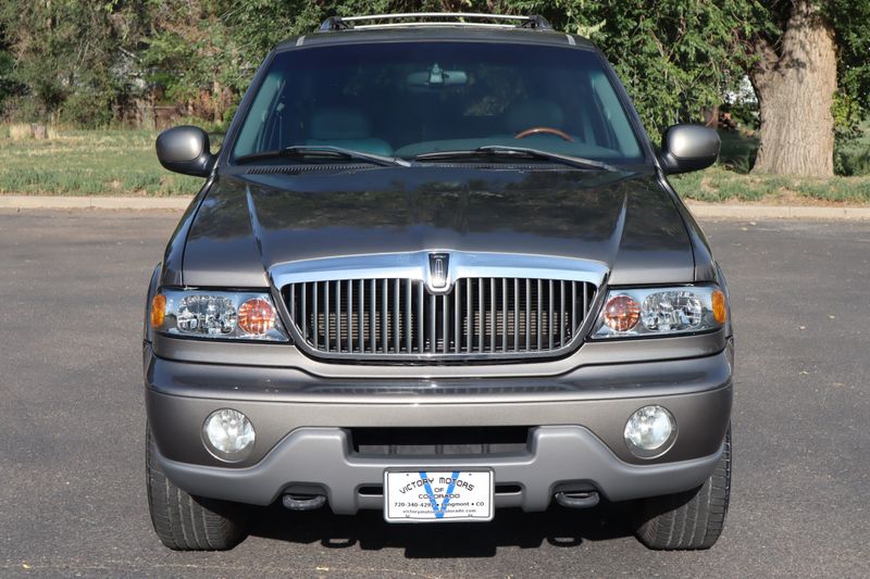 2001 Lincoln Navigator Base | Victory Motors of Colorado