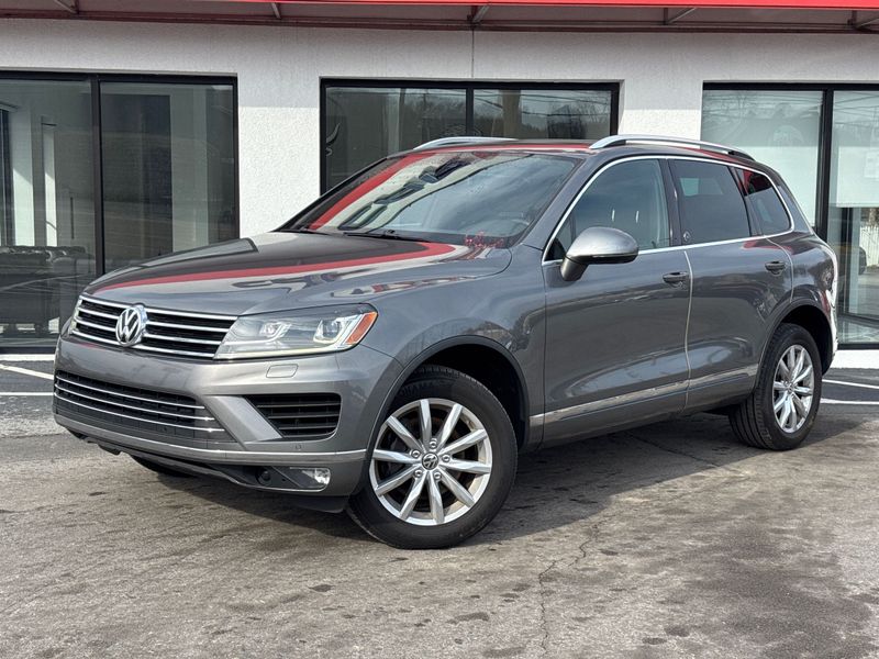 2017 Volkswagen Touareg AWD Wolfsburg Edition