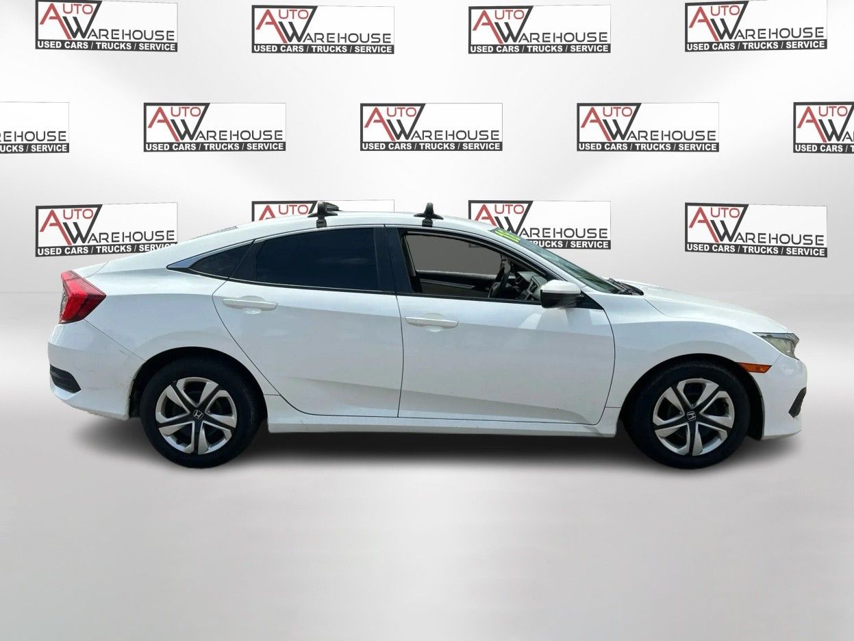 2018 Honda Civic LX photo 2
