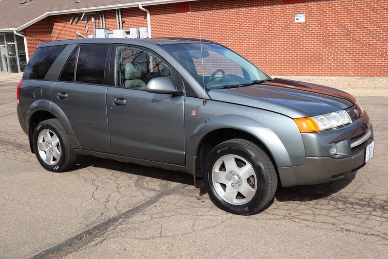 2005 Saturn Vue Photos