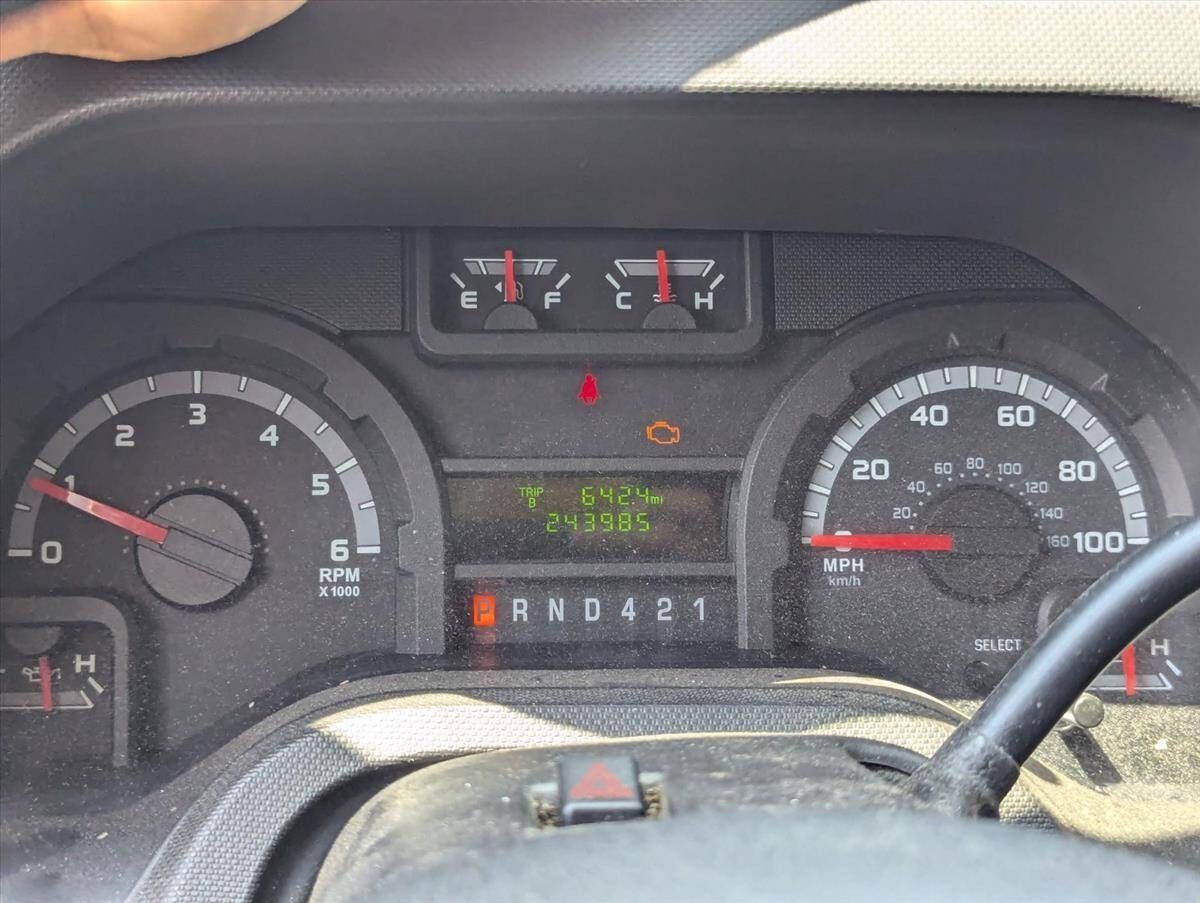 2016 Ford E-Series 59