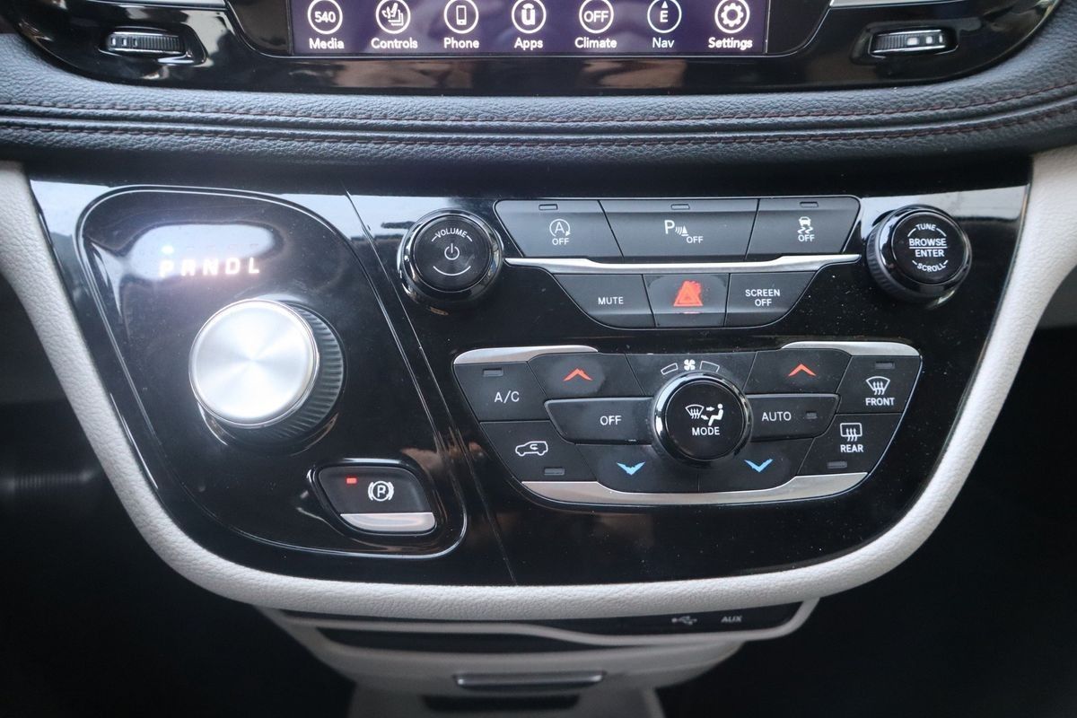 2020 Chrysler Pacifica Limited