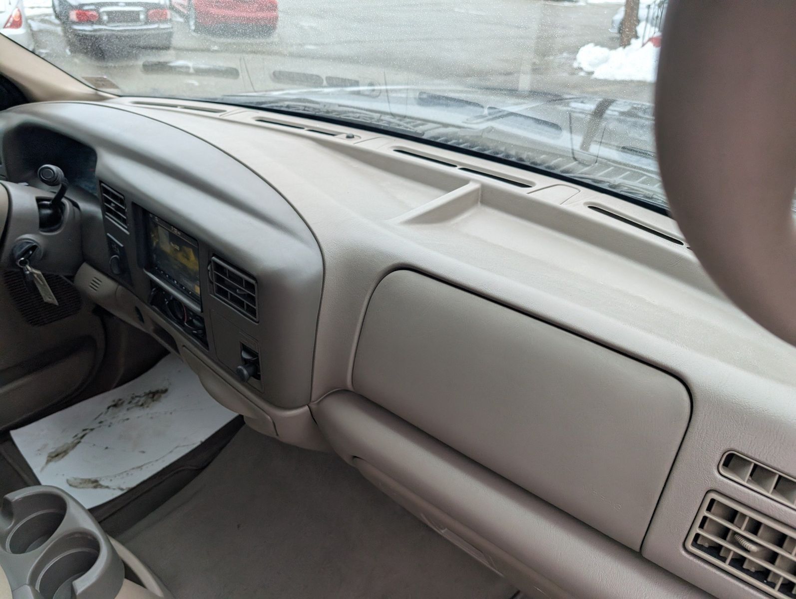 2004 Ford F-350 Super Duty 215