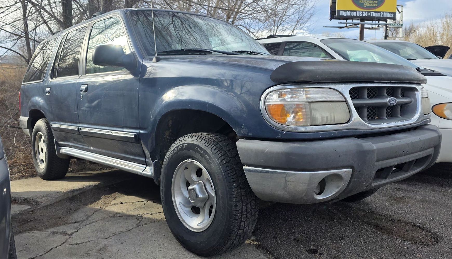 1999 Ford Explorer XLT's photo
