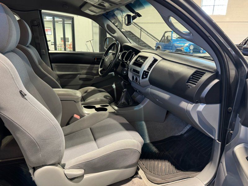 2009 Toyota Tacoma V6, photo 16