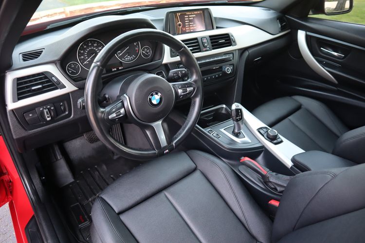 2014 BMW 3 Series 320i xDrive | Victory Motors of Colorado