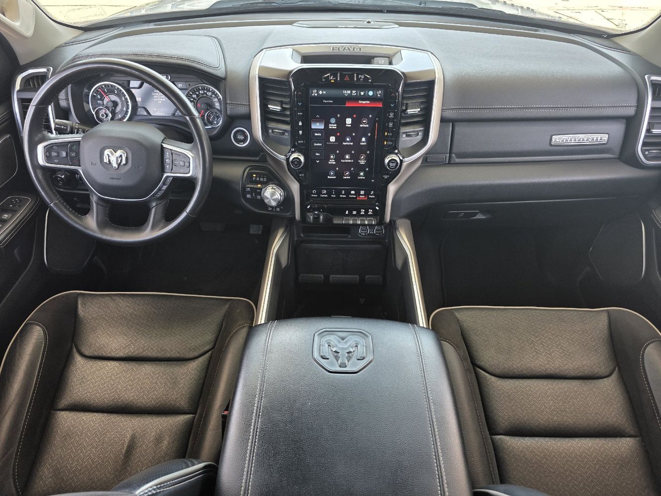 2022 Ram 1500 Laramie photo 9