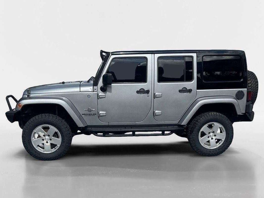 2013 Jeep Wrangler Unlimited Freedom photo 8