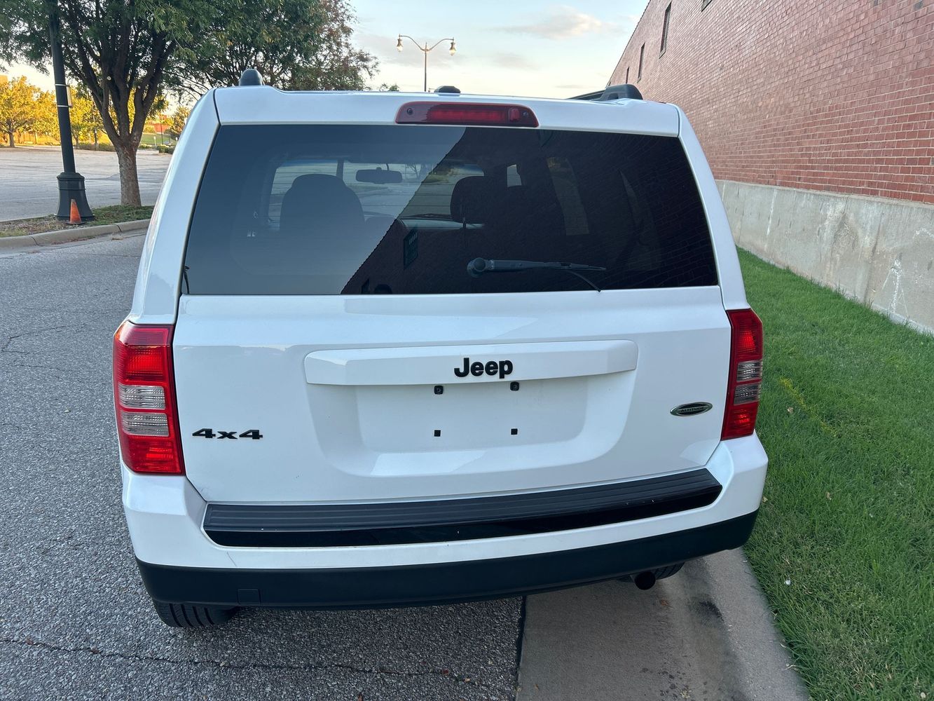 2015 Jeep Patriot Altitude Edition photo 3