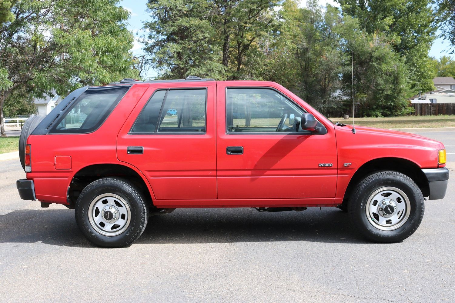 1996 Isuzu Rodeo LS Victory Motors of Colorado